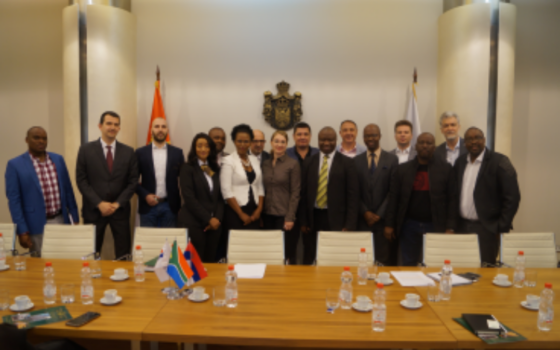international promotion of benefits of doing business with South Africa (incentives, subsidies, workforce advantages, competitive operational costs)